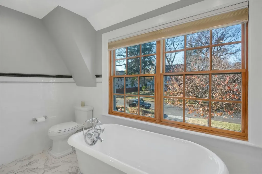 93 Sterling Avenue White Plains NY 10606