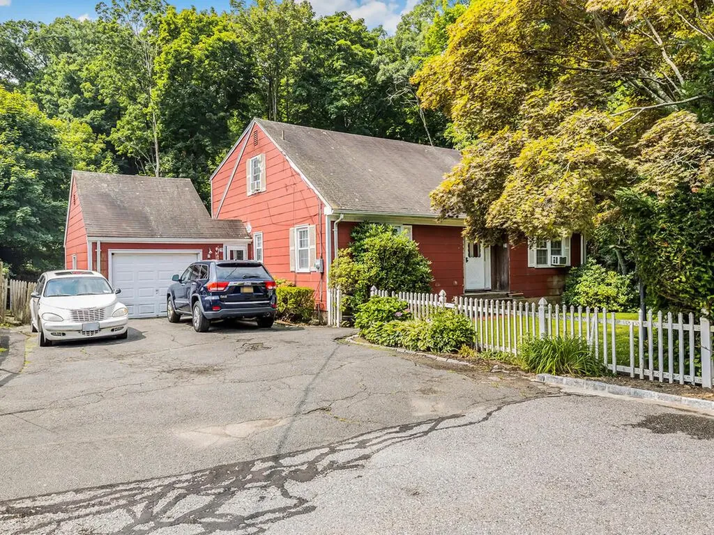 21 Clove Road White Plains NY 10603