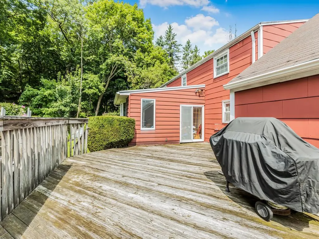 21 Clove Road White Plains NY 10603
