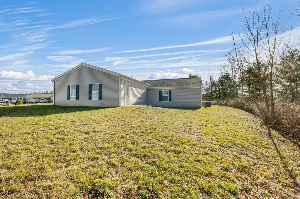 10 Boca Court Poughkeepsie NY 12603
