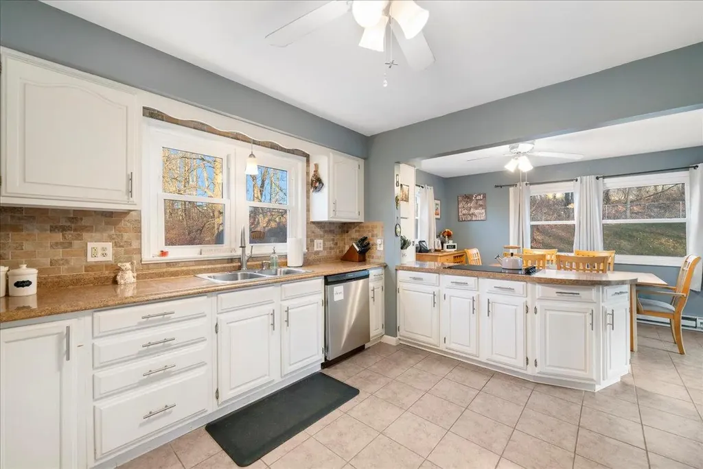 31 Ford Road Westtown NY 10998