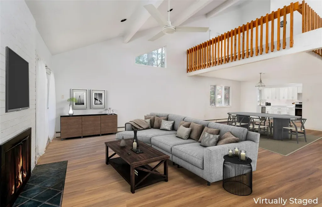 4 Todd Drive East Hampton NY 11937