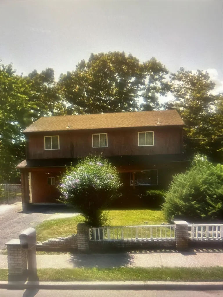 112 Root Avenue Central Islip NY 11722