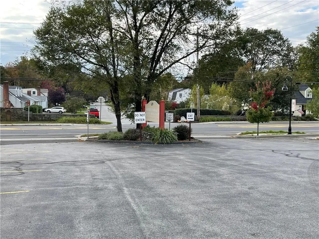 4232 Albany Post Road Hyde Park NY 12538