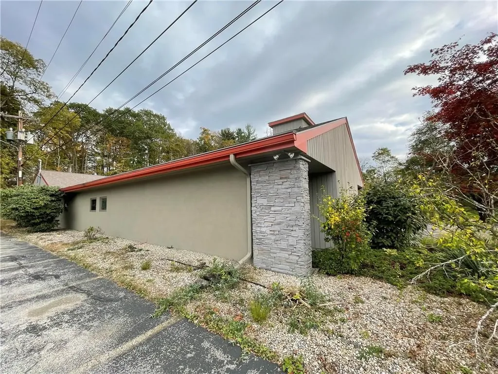 4232 Albany Post Road Hyde Park NY 12538