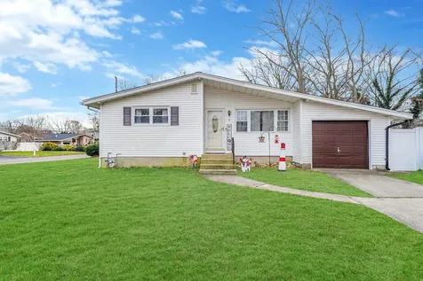 2 Sutton Lane Port Jefferson Station NY 11776