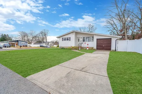 2 Sutton Lane Port Jefferson Station NY 11776