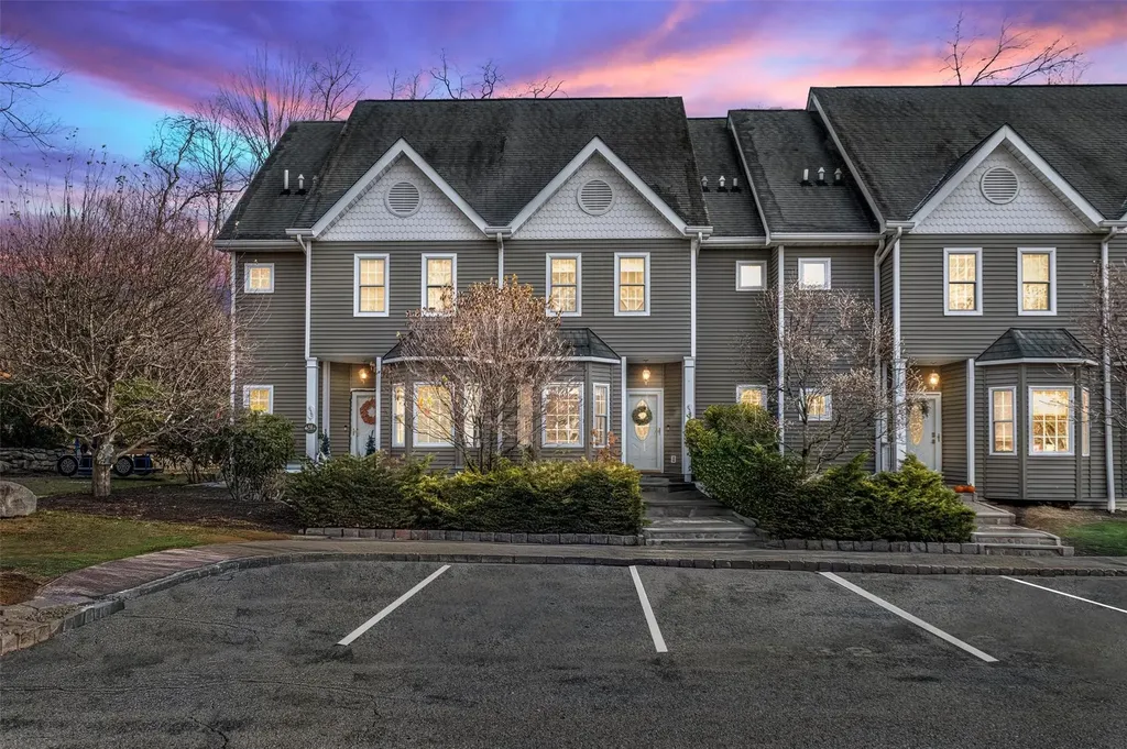 632 East Main Street Jefferson Valley NY 10535