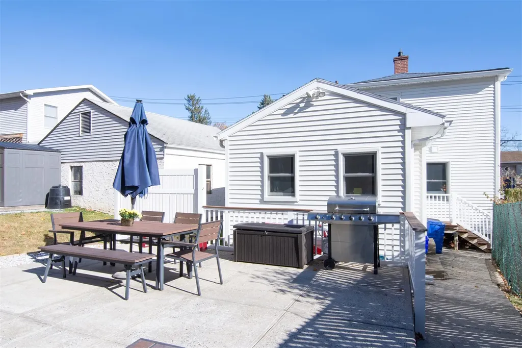 25 Lefurgy Avenue Dobbs Ferry NY 10522