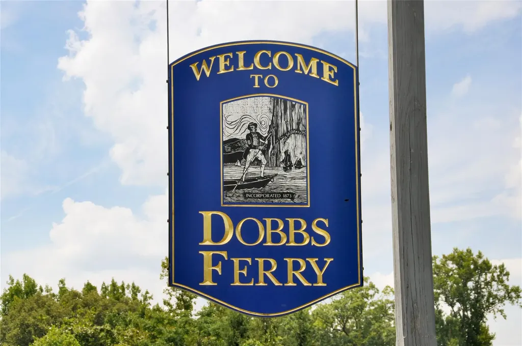 25 Lefurgy Avenue Dobbs Ferry NY 10522