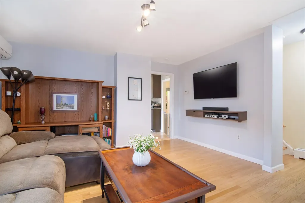 25 Lefurgy Avenue Dobbs Ferry NY 10522