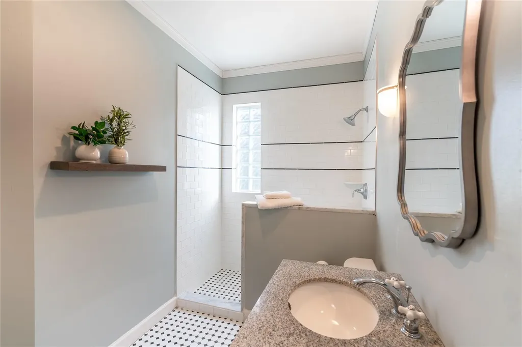35 Tyler Drive Riverhead NY 11901