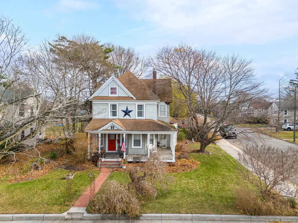 89 Cedar Avenue Brookhaven NY 11772