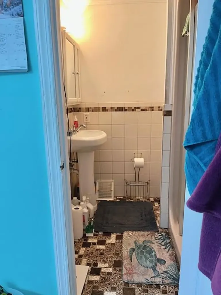 16 Cheryl Lane North Babylon NY 11703