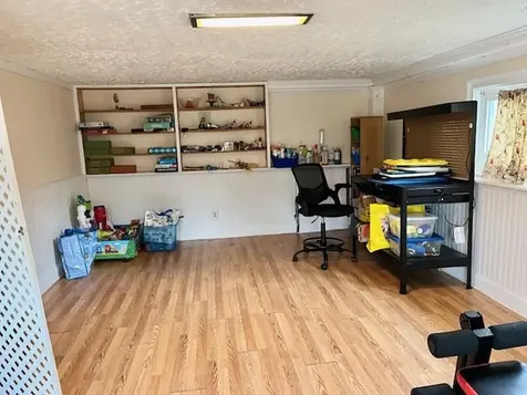 16 Cheryl Lane North Babylon NY 11703