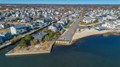 500 Little East Neck Road S Babylon NY 11702