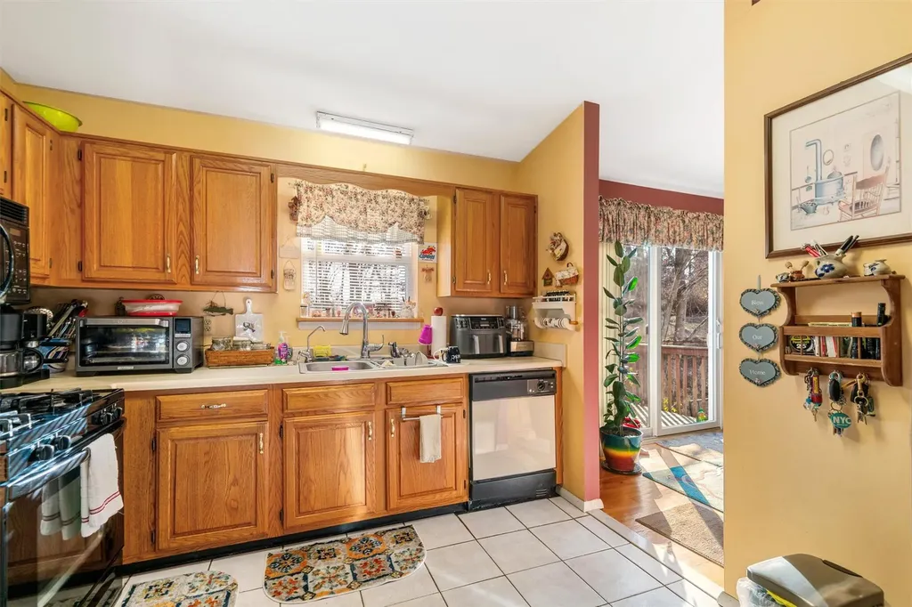 7 Ted Miller Drive Maybrook NY 12543