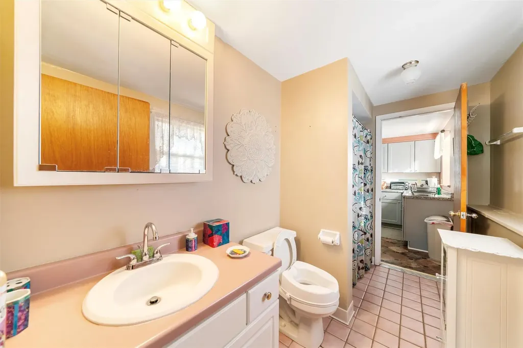 7 Ted Miller Drive Maybrook NY 12543
