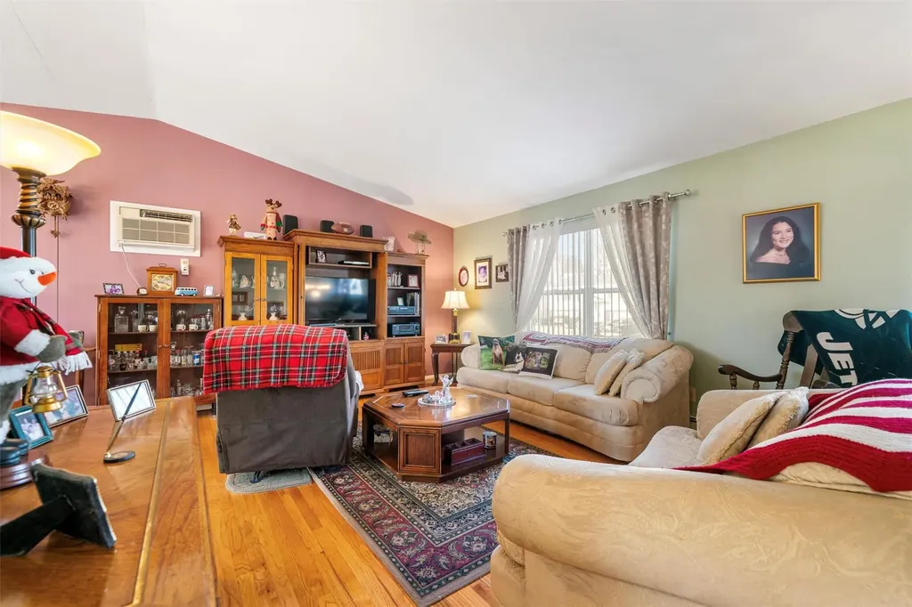 7 Ted Miller Drive Maybrook NY 12543
