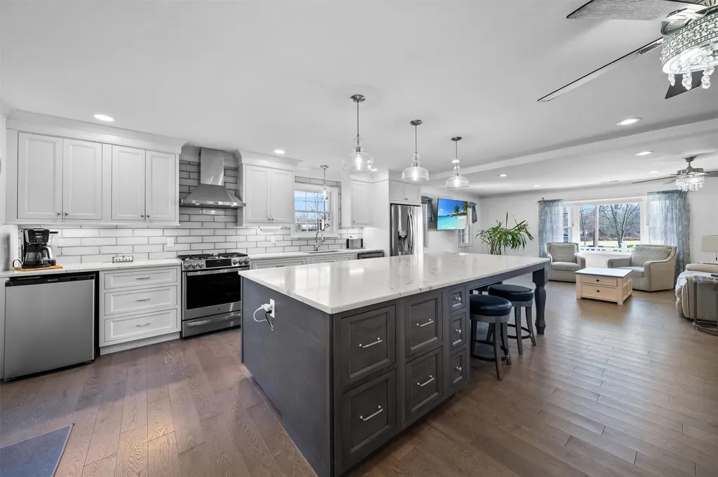 3 Glynn Oval Blauvelt NY 10913