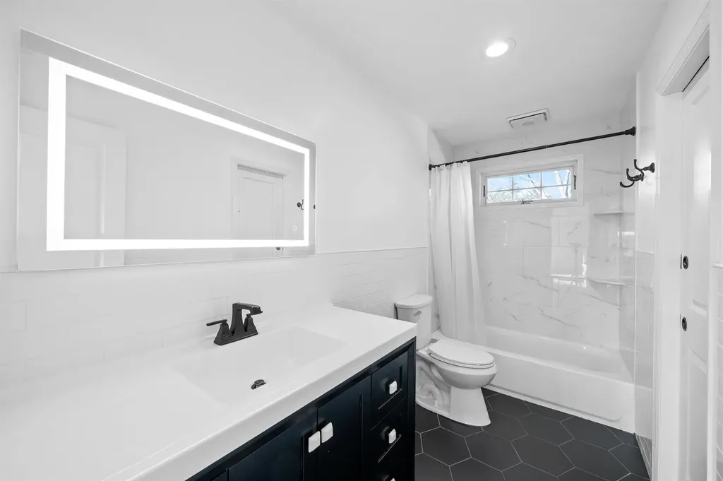 3 Glynn Oval Blauvelt NY 10913