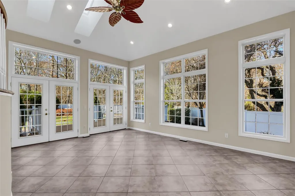 8 Brookline Court Wading River NY 11792