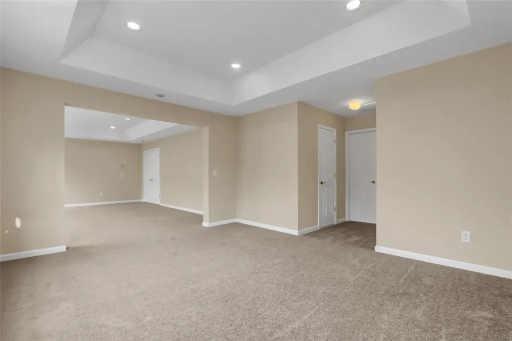8 Brookline Court Wading River NY 11792