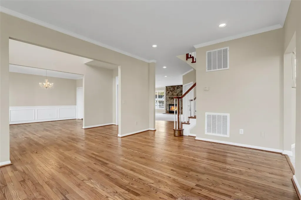 8 Brookline Court Wading River NY 11792