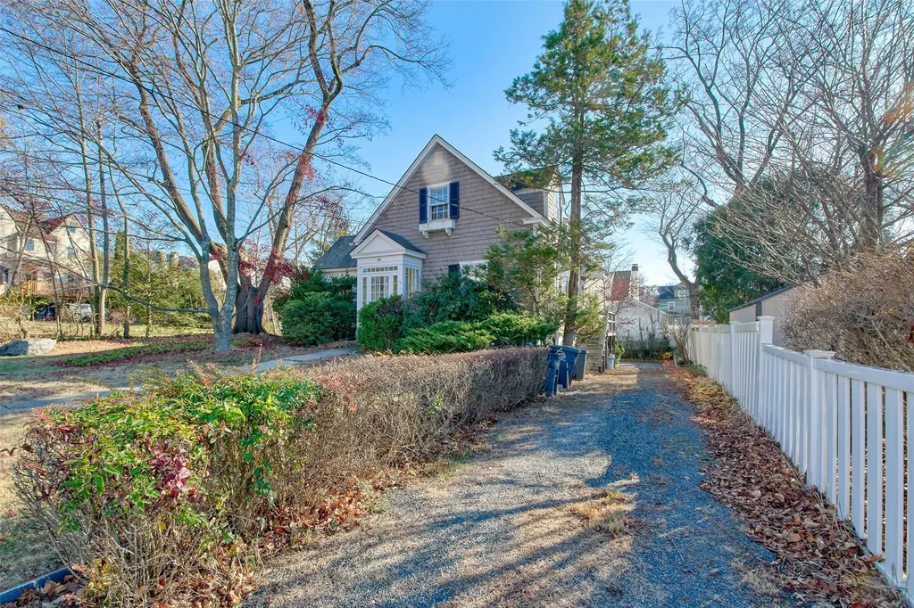 33 Doyer Avenue White Plains NY 10605