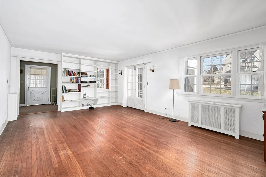 33 Doyer Avenue White Plains NY 10605