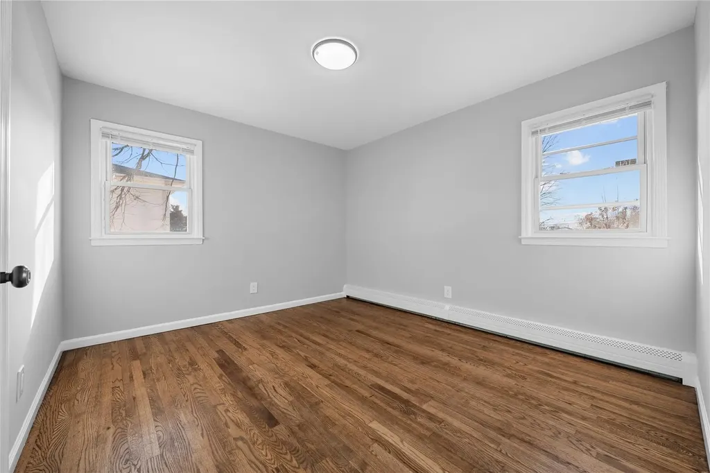 532 Empire Avenue West Babylon NY 11704
