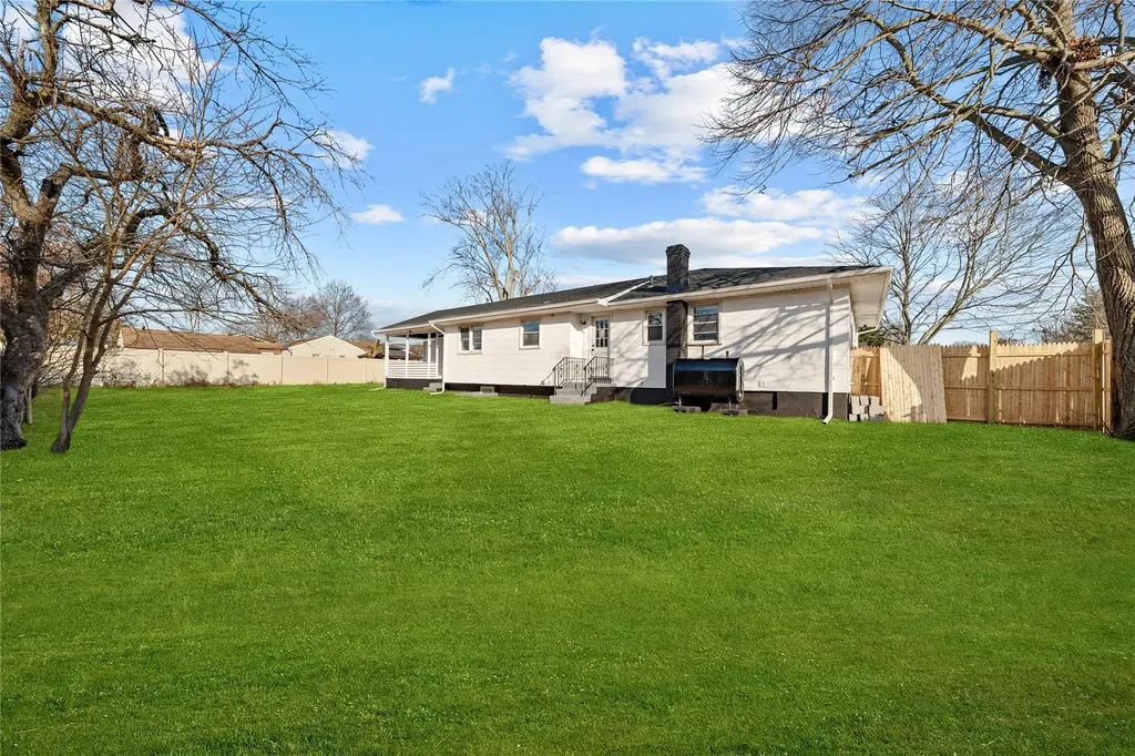 532 Empire Avenue West Babylon NY 11704