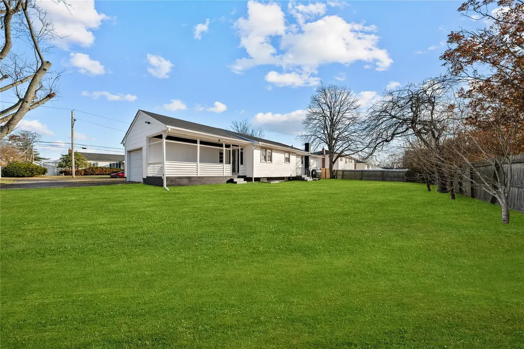 532 Empire Avenue West Babylon NY 11704