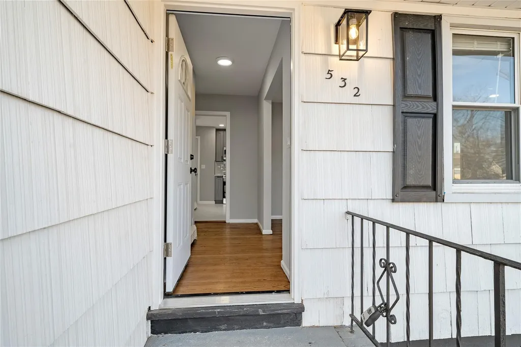 532 Empire Avenue West Babylon NY 11704