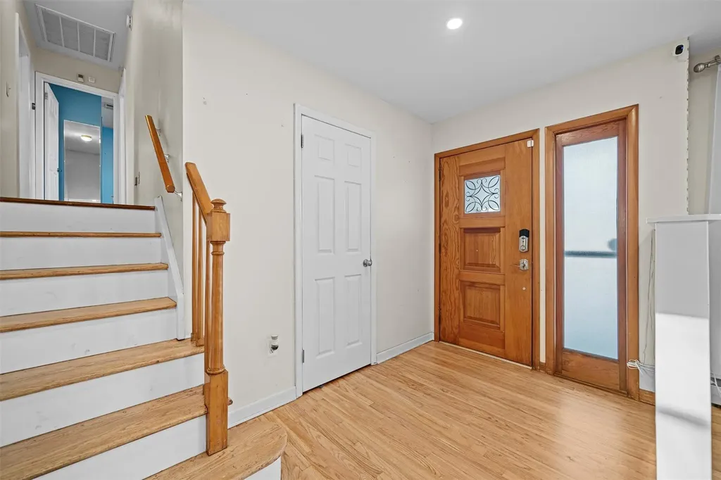 52 Loch Lomond Lane Middletown NY 10941