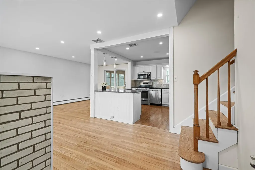 52 Loch Lomond Lane Middletown NY 10941