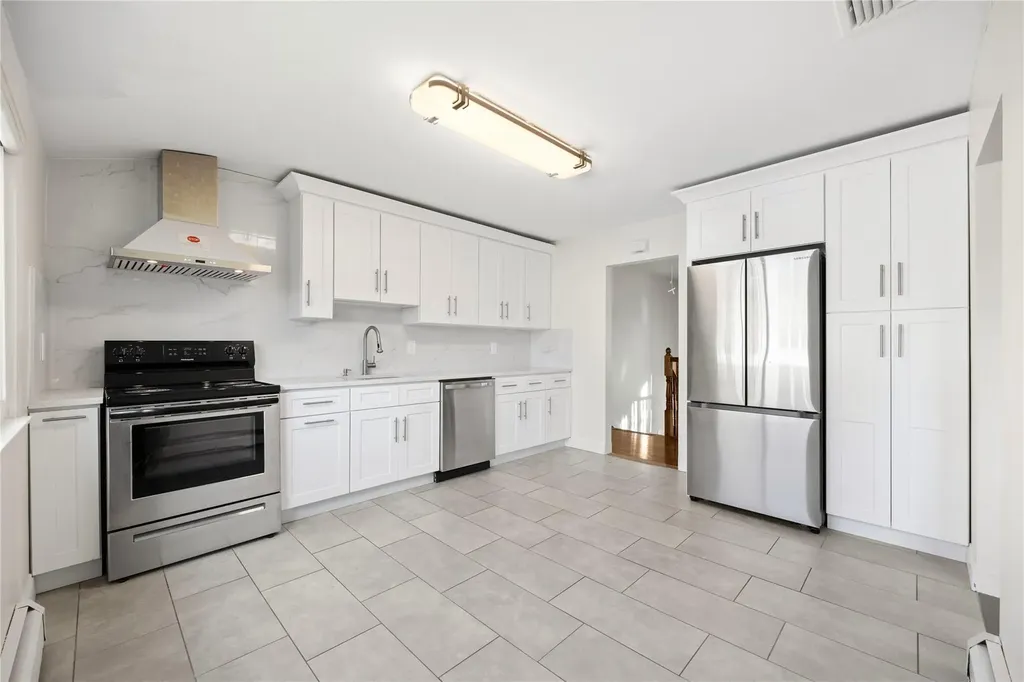 181 Haypath Road Old Bethpage NY 11804