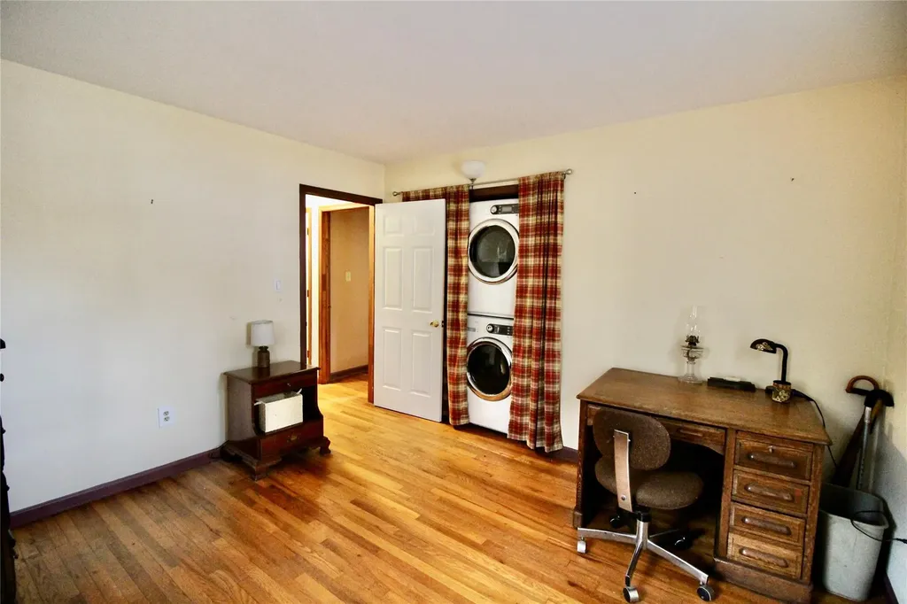 89 Harvard Avenue Smithtown NY 11787
