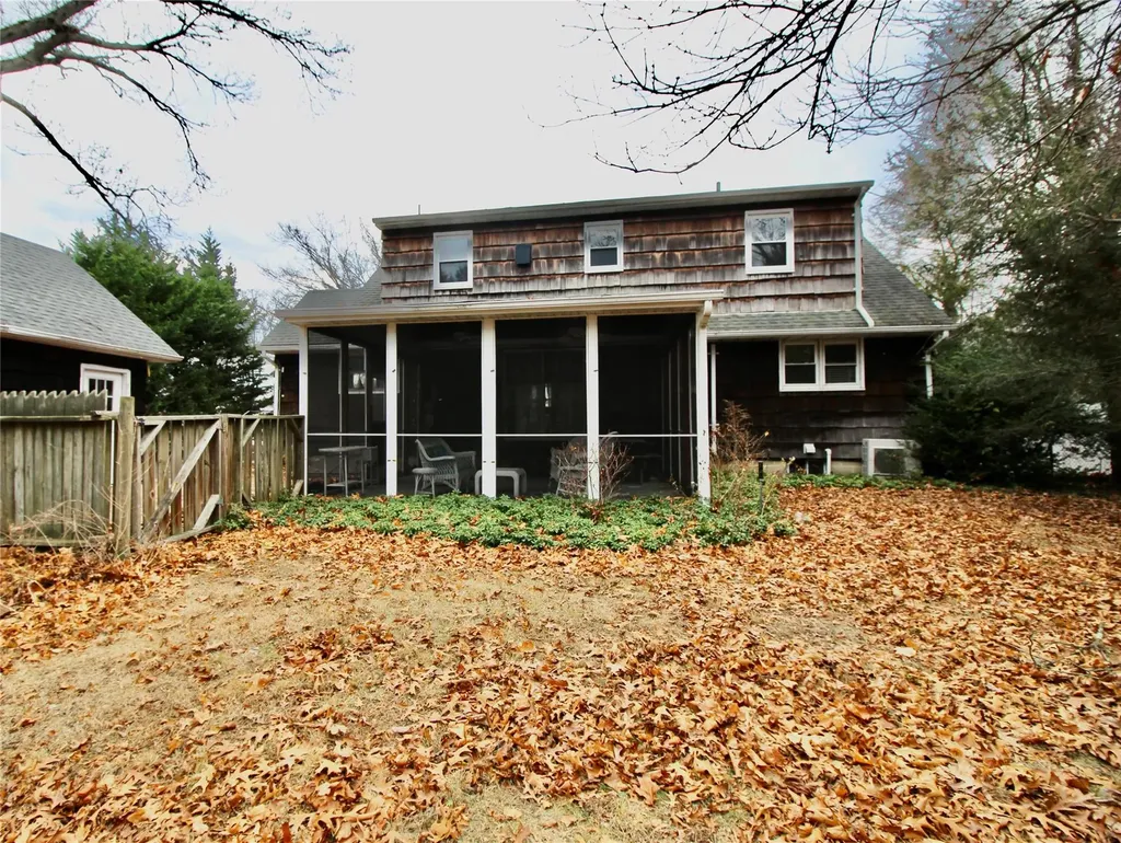 89 Harvard Avenue Smithtown NY 11787