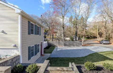 10 Port Washington Road Sound Beach NY 11789