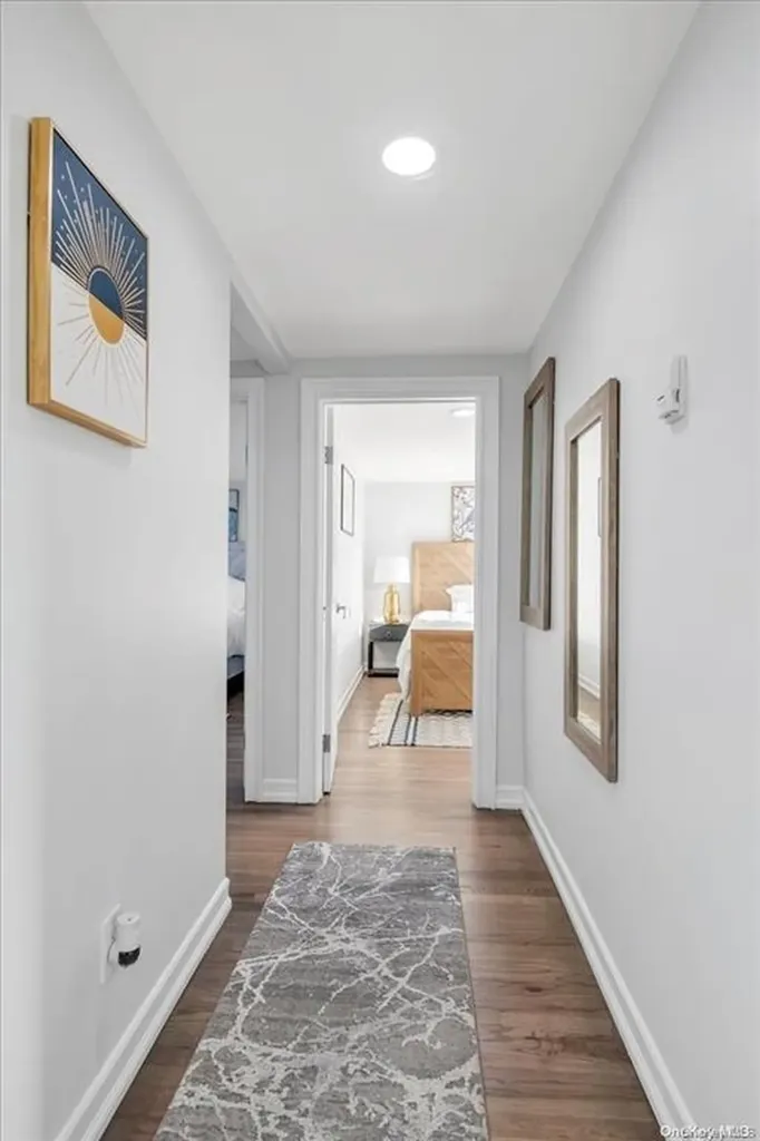 23 Post Street Glen Head NY 11545