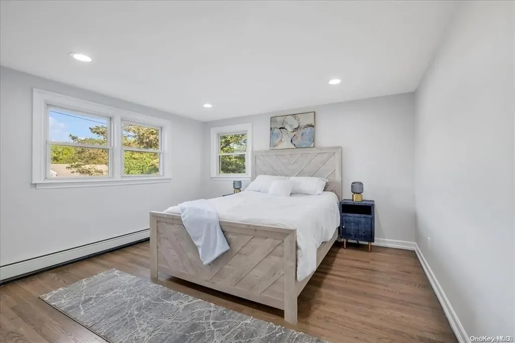 23 Post Street Glen Head NY 11545
