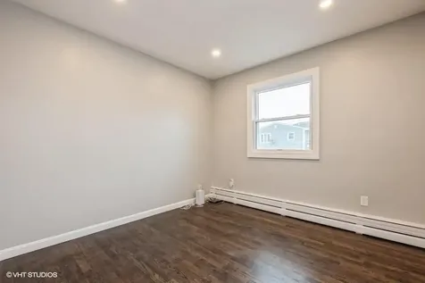 90 Offaly Street Amityville NY 11701