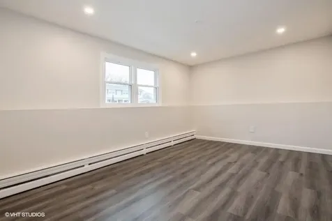 90 Offaly Street Amityville NY 11701