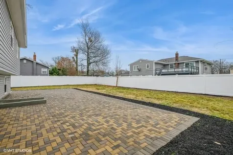 90 Offaly Street Amityville NY 11701