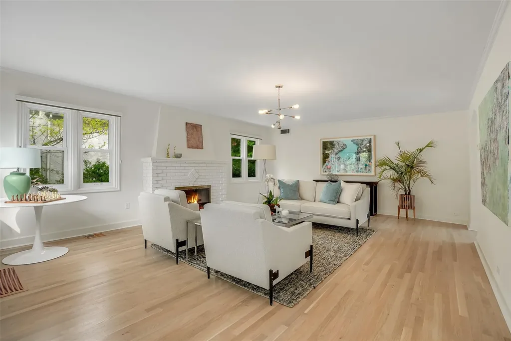 654 Forest Avenue Larchmont NY 10538