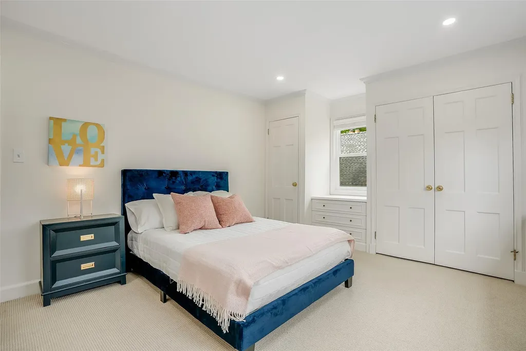 654 Forest Avenue Larchmont NY 10538