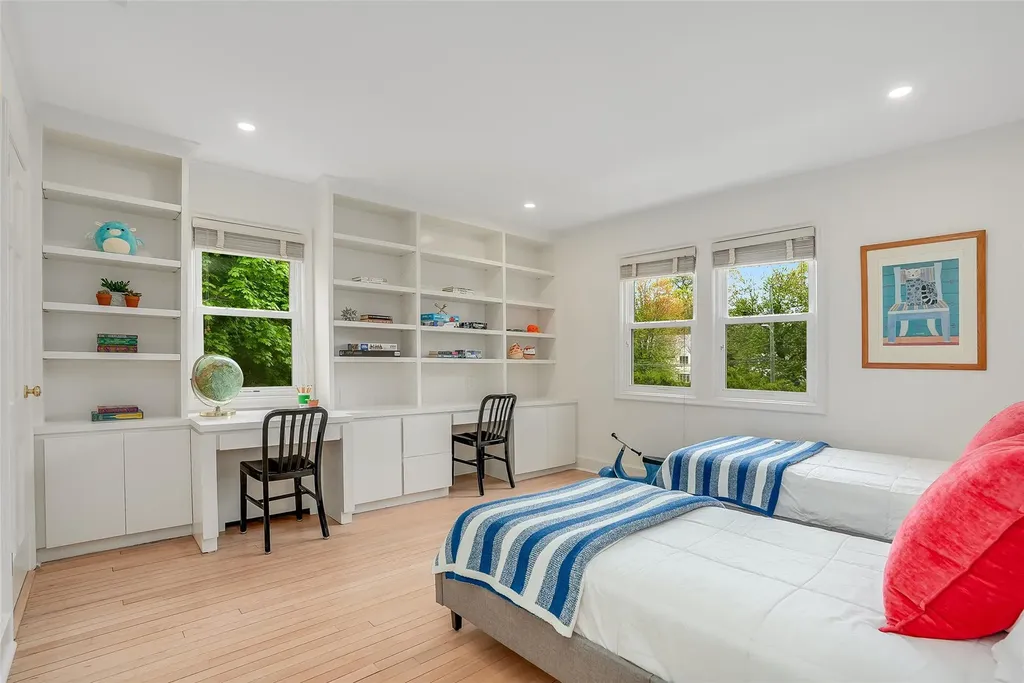 654 Forest Avenue Larchmont NY 10538