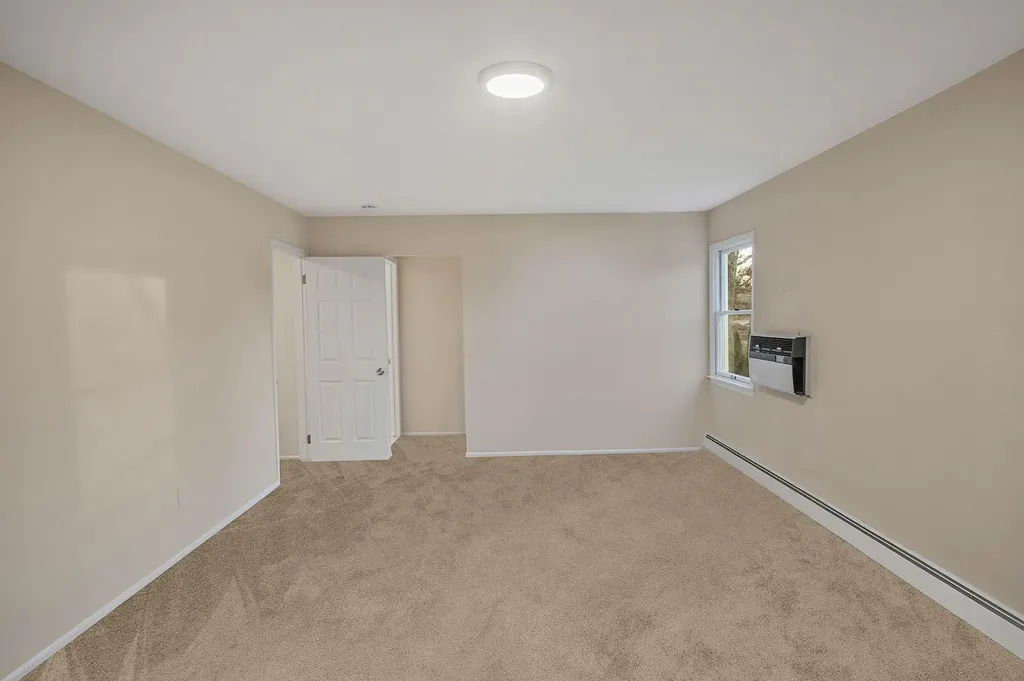 8 Springbriar Lane Centereach NY 11720