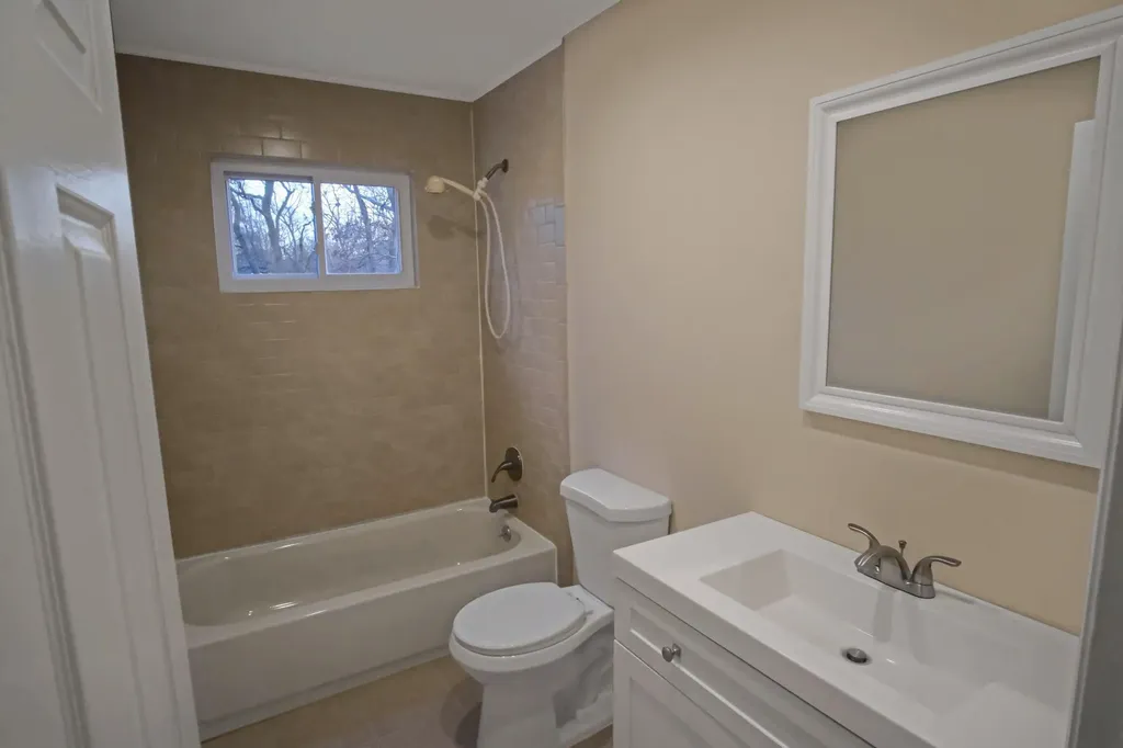 8 Springbriar Lane Centereach NY 11720